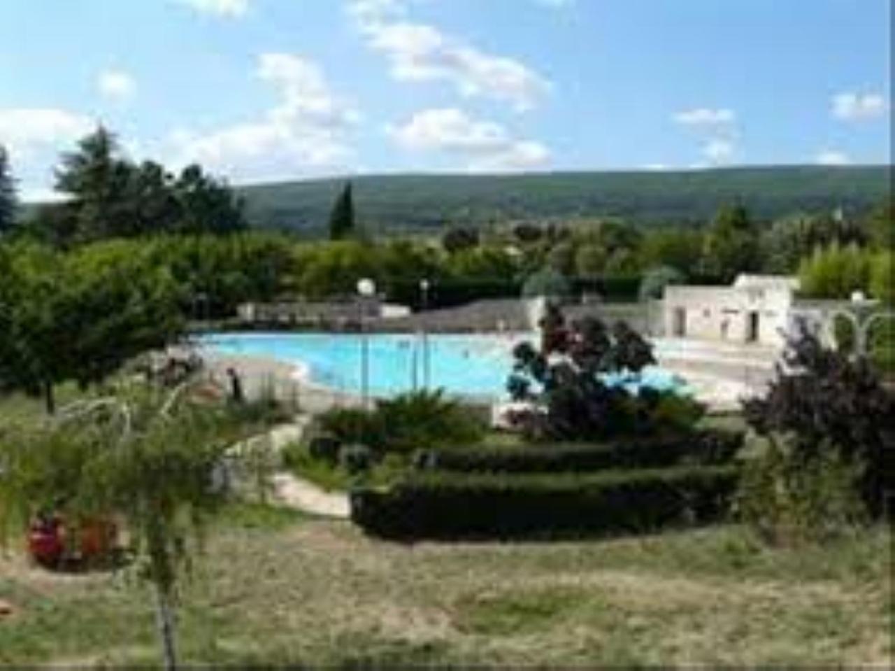 Logement atypique et cosy avec petit déjeuner, 2 nuits minimum Saint-Étienne-les-Orgues Extérieur photo